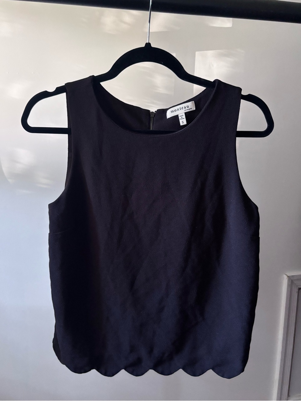 Monteau Black Scallop Hem Sleeveless Top